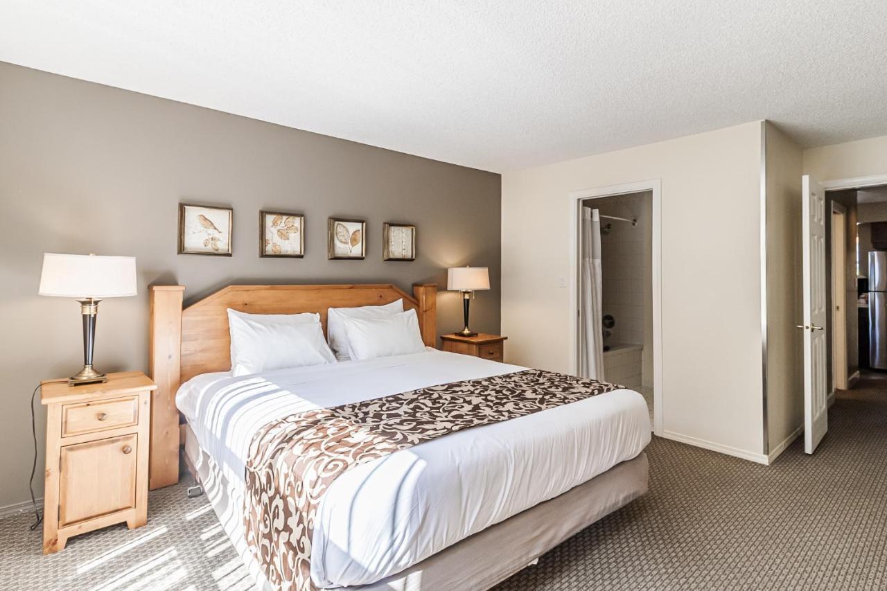 Snowbird Townhouses By Elevate Vacations ウィスラー エクステリア 写真