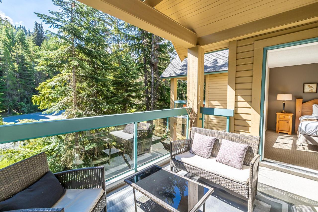 Snowbird Townhouses By Elevate Vacations ウィスラー エクステリア 写真