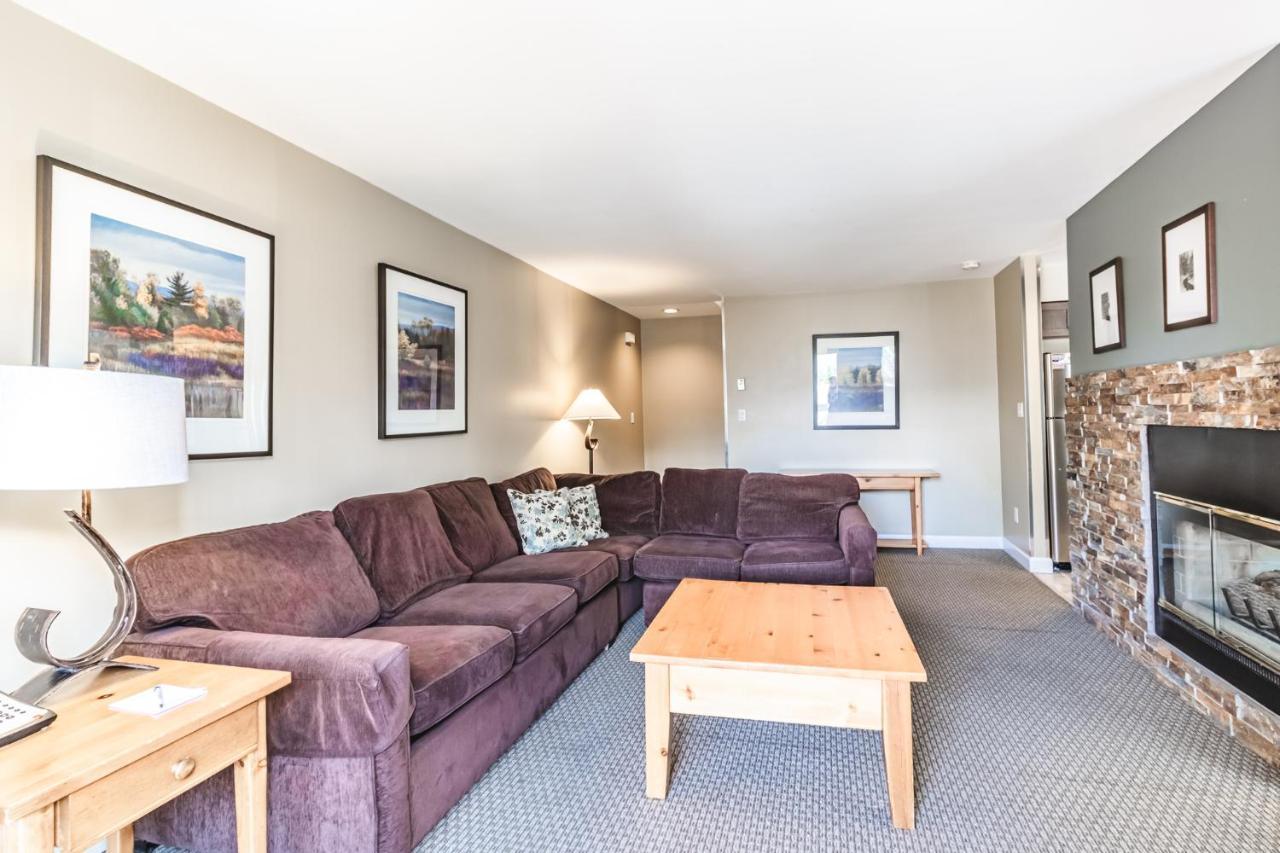 Snowbird Townhouses By Elevate Vacations ウィスラー エクステリア 写真