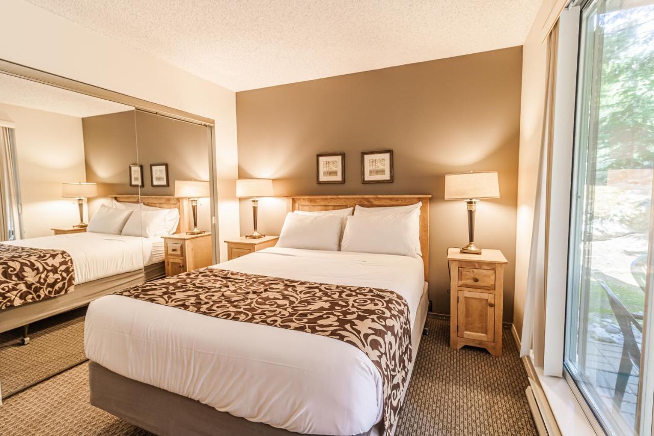 Snowbird Townhouses By Elevate Vacations ウィスラー エクステリア 写真